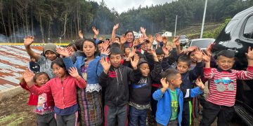 Entregan nuevas aulas en Paraje Chirisana, aldea Xesana, Santa María Chiquimula