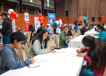 Feria Nacional de Empleo en Totonicapán ofrece 174 plazas laborales
