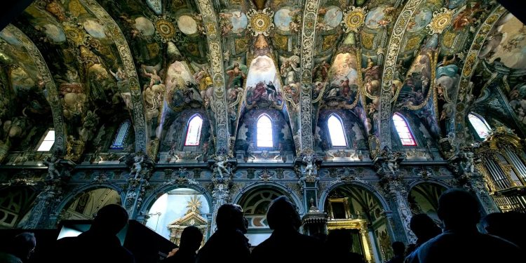 Entre los 135 cardenales electores que ingresarán a la Capilla Sixtina para elegir al sucesor de Francisco habrá 24 de Latinoamérica.