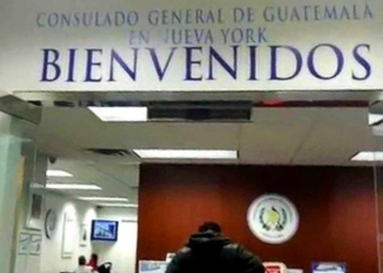 Al acudir al consulado, los interesados deben llevar consigo los documentos originales. / Foto: Minex