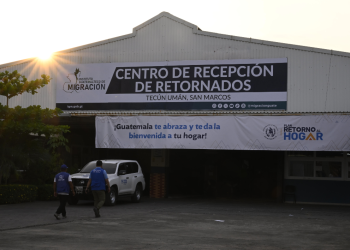 Primera dama y secretaria de SOSEP visitan Centro de Recepción de Retornados. /Foto: Gobierno de Guatemala.