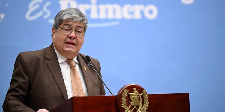 Para una Semana Santa segura, el Ministro de Gobernación presenta planes de seguridad. /Foto: Álvaro Interiano.