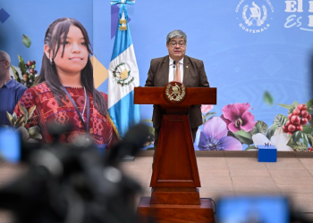 Ministro de Gobernación refrendo su compromiso con el diálogo ante las manifestaciones. (Foto: Álvaro Interiano)