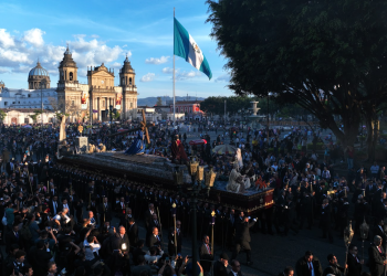 Las rutas estarán habilitadas desde las 18:00 horas hasta la medianoche, periodo en el que se espera la mayor cantidad de visitantes. / Foto: Daniel Ordoñez.