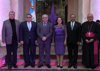 Minex y Eventos Católicos presentan la "Mística Semana Santa" al Cuerpo Diplomático