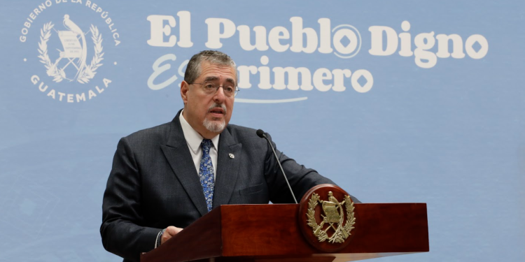 Presidente de la República en conferencia de prensa.