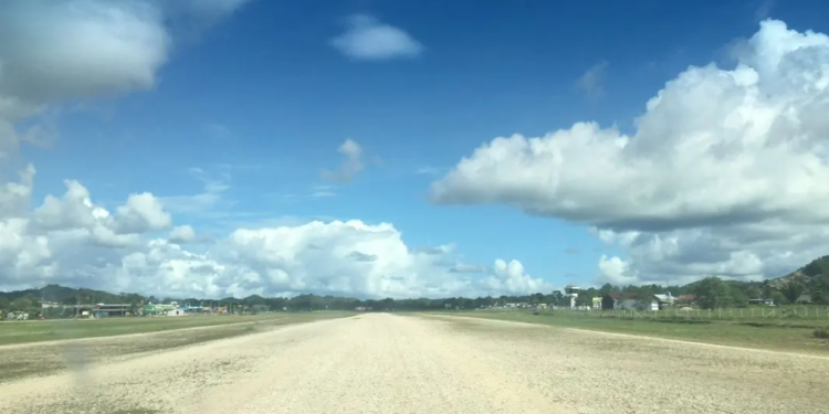 DGAC busca ejecutar mejoras en el aeródromo de Poptún, Petén. /Foto: DGAC.
