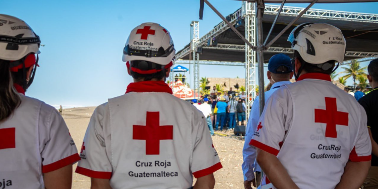 Cruz Roja mantiene atención a visitantes locales y extranjeros durante Semana Santa 2025