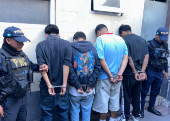 PNC evita ataque armado contra comerciante en la colonia El Milagro. (Foto: PNC)