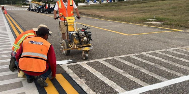 Estas son algunas de las mejoras que la DGAC ejecuta en los aeródromos del país. /Foto: DGAC.