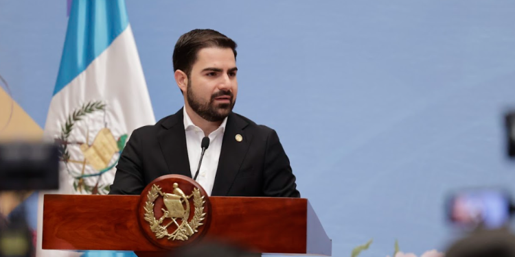 El secretario de Comunicación compartió información sobre el proyecto del tren Maya. (Foto: Daniel Ordóñez)