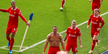 El Liverpool acaricia la Premier, tras pinchón del Arsenal