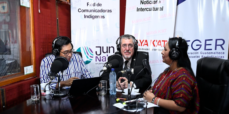 Presidente en entrevista en FGER.