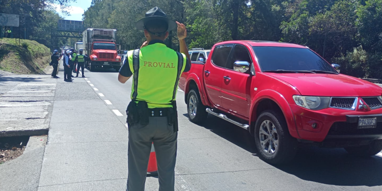 La Dirección General de Protección y Seguridad Vial presentó varias opciones de desvío para facilitar el tránsito de los ciudadanos. / Foto: Provial