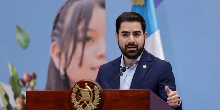 El secretario de Comunicación Social de la Presidencia compartió las agendas de trabajo de los mandatarios nacionales. (Foto: Daniel Ordóñez )