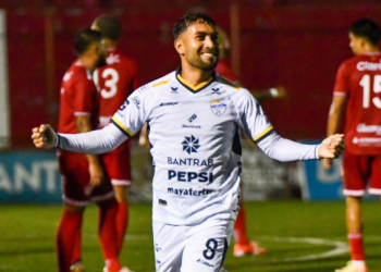 Cobán aguanta el sufrimiento y derrota a Malacateco en los cuartos de final del Clausura 2025