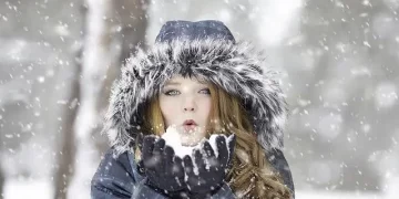 Estudio revela relación entre concepción en meses más fríos y consumo energético, / Foto: Qué es.