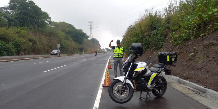 Provial anuncia plan de contingencia para ruta a puerto Quetzal. / Foto: Provial.