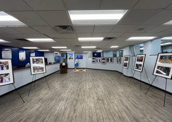 Consulado de Guatemala en Nueva York inaugura exposición fotográfica sobre la Semana Santa en Guatemala.