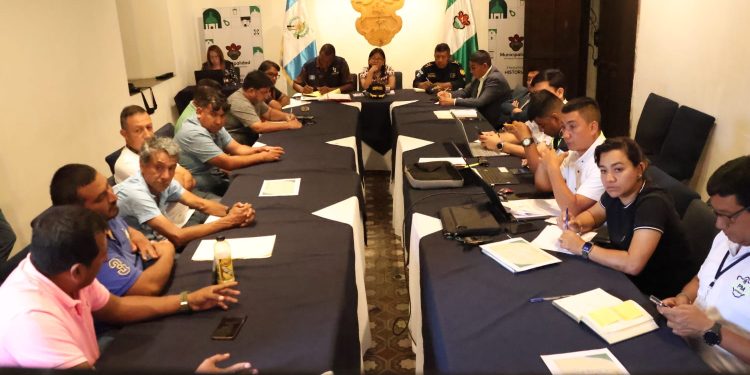 Seguimiento a diálogo entre transportistas de tuc tuc y Municipalidad de Antigua Guatemala