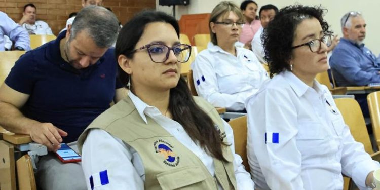 Presentación de resultados de investigación sobre inocuidad aviar. / Foto: MAGA.