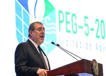 Presidente Arévalo durante el lanzamiento de licitaciones de electricidad. / Foto: Byron de la Cruz.