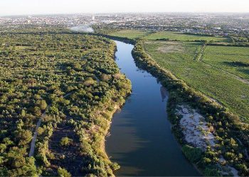 Río Bravo, frontera natural entre México y Estados Unidos. / Foto: Lifeder.
