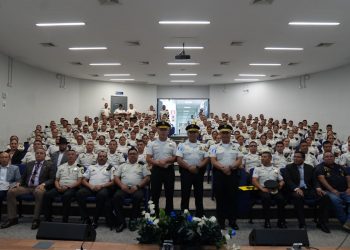 Un total de 15 aspirantes inician el curso para obtener el grado de Comisario, mientras que 130 agentes buscan alcanzar el rango de Subinspector. / Foto: PNC