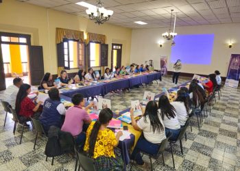 Programa Educando en Familia acompaña a 141 familias en Alta Verapaz