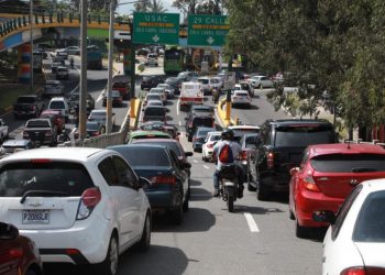 Si bien las instituciones del están comprometidas con garantizar la seguridad de los viajeros, es fundamental que la población actúe con responsabilidad. / Foto: DT- PNC