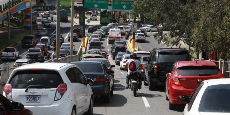 Si bien las instituciones del están comprometidas con garantizar la seguridad de los viajeros, es fundamental que la población actúe con responsabilidad. / Foto: DT- PNC
