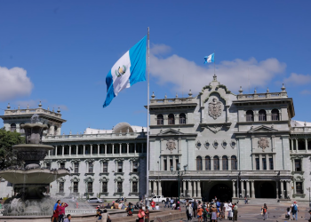Gremiales apoyan el plan del gobierno de Arévalo para hacer frente a los aranceles de Estados Unidos. / Foto: SCSP.