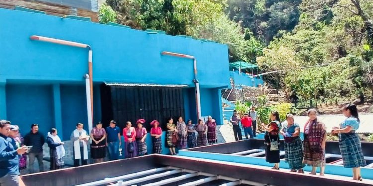 Seguimiento de programas y proyectos para llevar desarrollo a Sololá