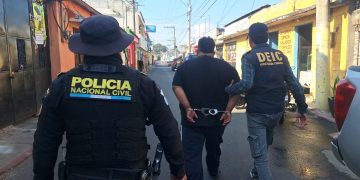PNC captura a presuntos extorsionistas. / Foto: PNC.