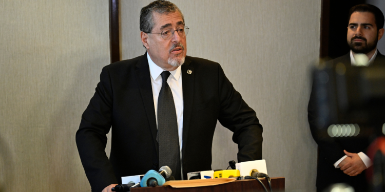 Presidente Arévalo llama al Congreso para detener “acoso y hostigamiento” del MP