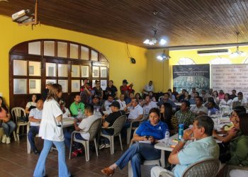 Compromiso para llevar salud, educación e infraestructura en Suchitepéquez