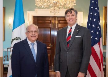 Subsecretario de Estado de EE. UU. reconoce esfuerzos y agradece colaboración del Gobierno de Guatemala