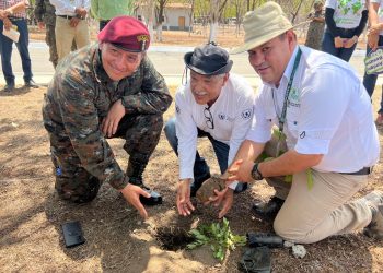 Arranca campaña de reforestación Sembrando Huella 2025 en Zacapa