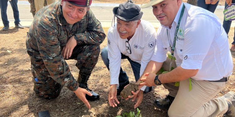Arranca campaña de reforestación Sembrando Huella 2025 en Zacapa