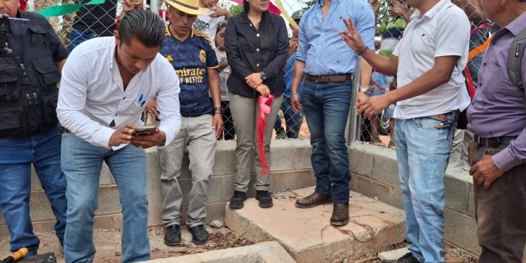Más de 500 familias beneficiadas con proyecto de agua potable en San José Carrizal, Jalapa