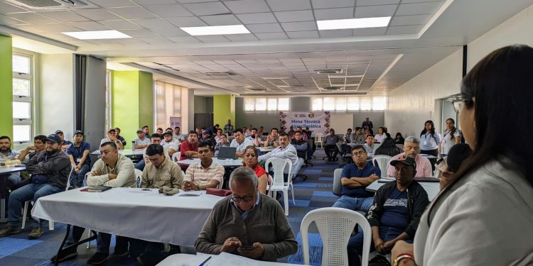 Seguimiento a temas clave sobre hambre estacional, migración y nutrición aguda en Huehuetenango