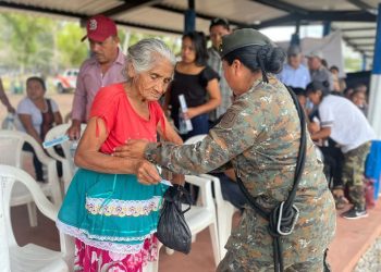 Resaltan compromiso del acceso a la salud durante jornada médica del Centam Guardian en Jutiapa
