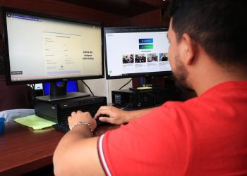 La DGT pone a disposición de los usuarios un manual para facilitar la actualización datos.