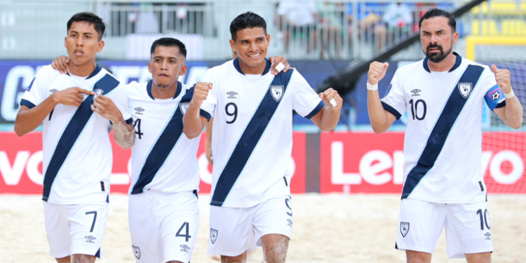 Japón frena a Guatemala en su debut en el Mundial de Futbol Playa de Seychelles 2025