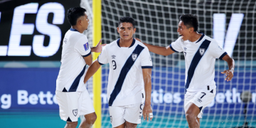 Presidente Arévalo se une a la celebración tras histórica victoria de Guatemala en el Mundial de Futbol Playa