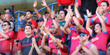 Los rojos metieron al horno a Mixco y se sirven un pase a semifinales