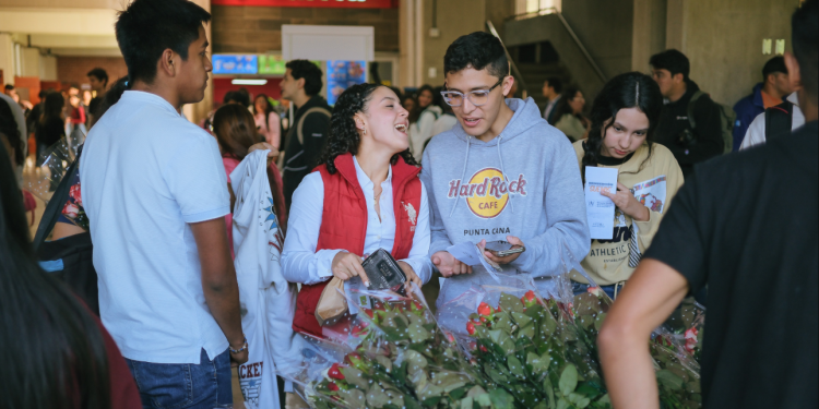 Jóvenes de Protección y Reinserción triunfan en el Segundo Bazar por la Resiliencia