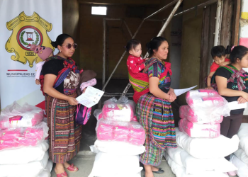 MAGA lleva alimentos y ejemplos de menús para luchar contra la desnutrición infantil en Totonicapán