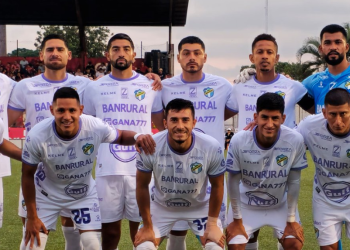 Liga Nacional confirma sanciones sobre Comunicaciones tras invasión de cancha