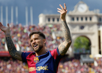 Barcelona se escapa y deja la Liga prácticamente sentenciada